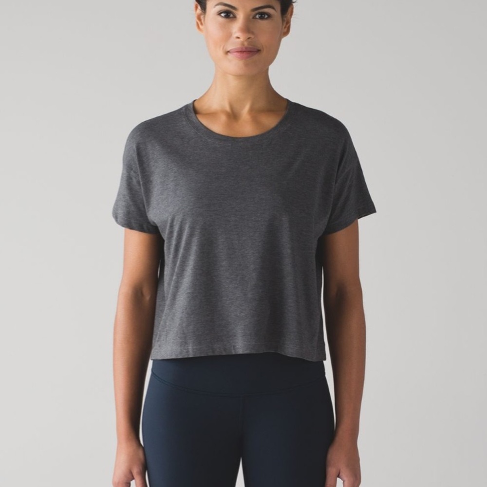 Lululemon cates crop tee faded - Picture 2 of 9